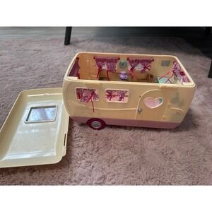 Kid's Play Toy Camper Trailer Dollhouse Furniture Kitchen Accessories